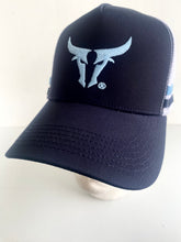 Load image into Gallery viewer, MADBULL Striped Trucker Caps