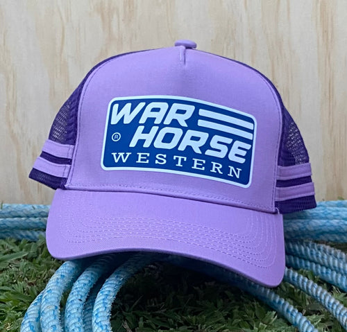 Gorra de camionero a rayas con cola de caballo estilo western de War Horse